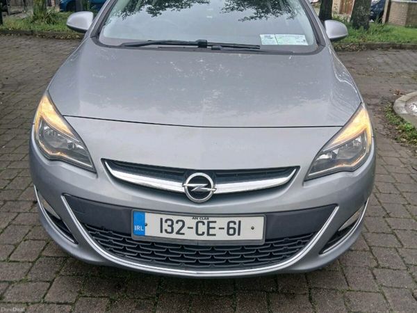 Opel Astra Saloon, Diesel, 2013, Silver