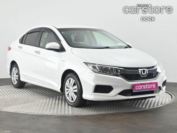 Honda Grace Saloon, Petrol Hybrid, 2018, White
