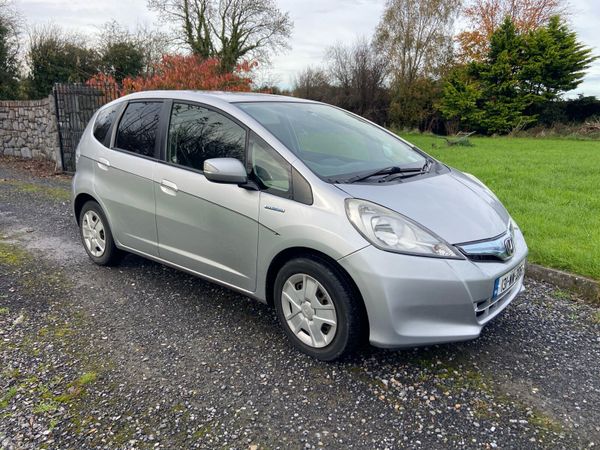 Honda Fit Hatchback, Petrol Hybrid, 2013, Silver