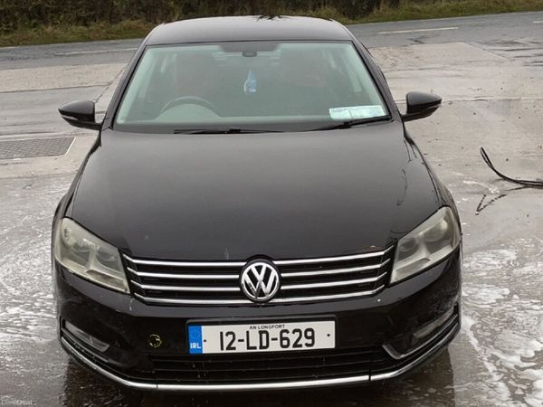 Volkswagen Passat Saloon, Diesel, 2012, Black