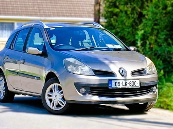 Renault Clio Estate, Petrol, 2009, Gold
