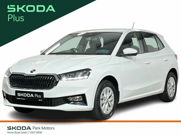 Skoda Fabia Hatchback, Petrol, 2025, White