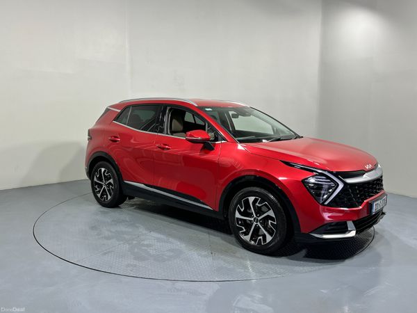 Kia Sportage SUV, Diesel Hybrid, 2023, Red