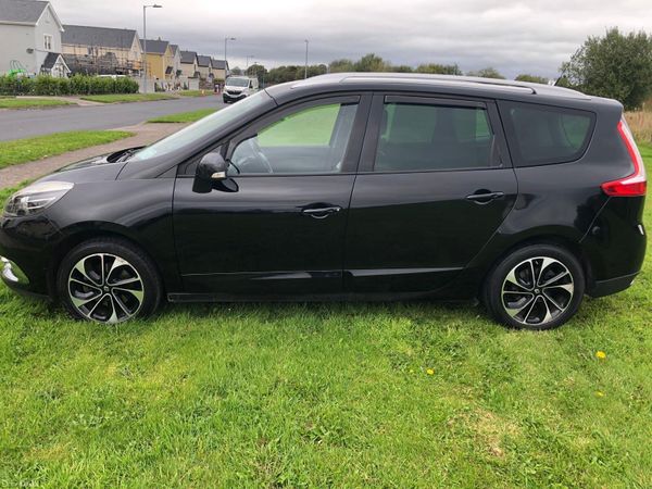 Renault Grand Scenic MPV, Diesel, 2013, Black