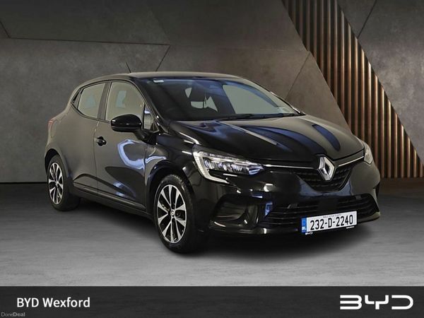 Renault Clio Hatchback, Petrol, 2023, Black