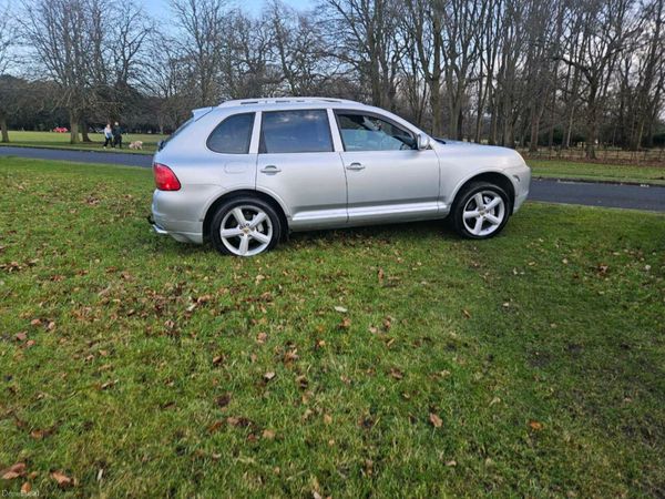 Porsche Cayenne SUV, Petrol, 2003, Silver