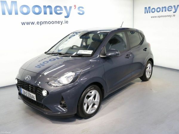 Hyundai i10 Hatchback, Petrol, 2021, Grey