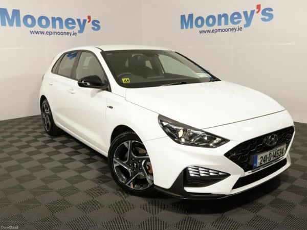 Hyundai i30 Hatchback, Petrol, 2024, White
