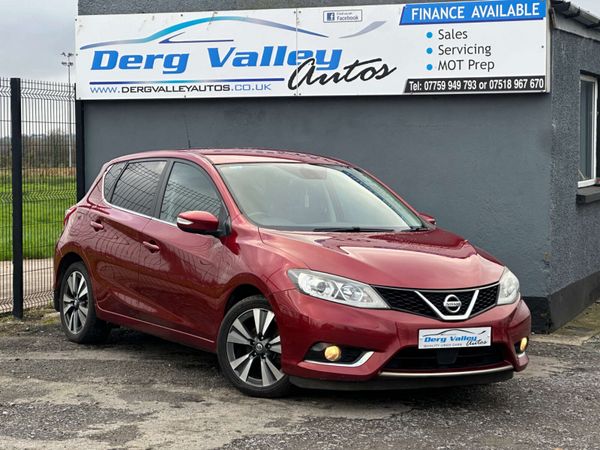 Nissan Pulsar Hatchback, Diesel, 2015, Red