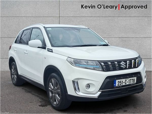 Suzuki Vitara SUV, Petrol Hybrid, 2025, White