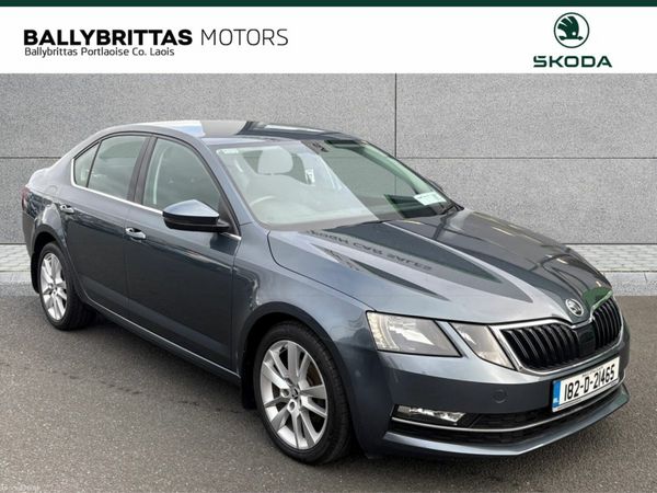 Skoda Octavia Saloon, Diesel, 2018, Grey