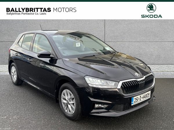 Skoda Fabia Hatchback, Petrol, 2025, Black