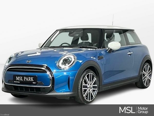 Mini Cooper Hatchback, Petrol, 2024, Blue