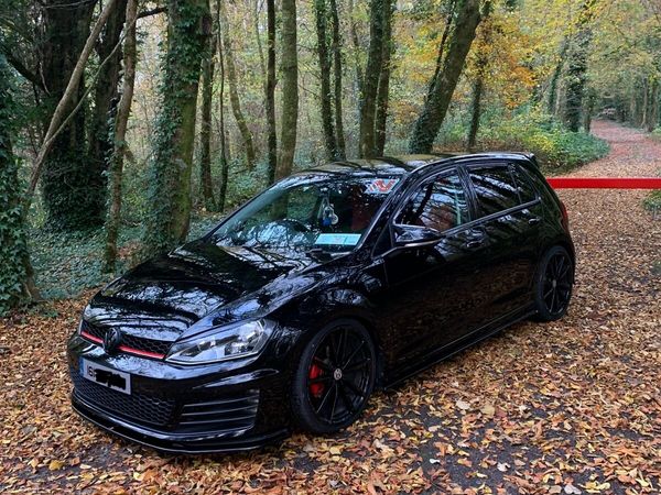 Volkswagen Golf Estate, Diesel, 2016, Black