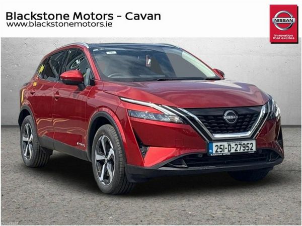 Nissan Qashqai MPV, Petrol, 2025, Red