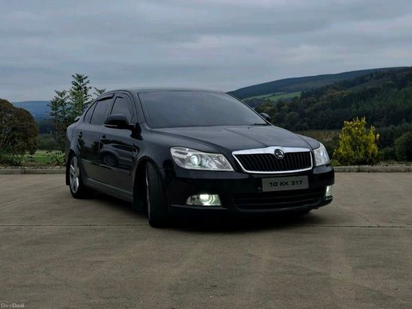 Skoda Octavia Hatchback, Diesel, 2010, Black