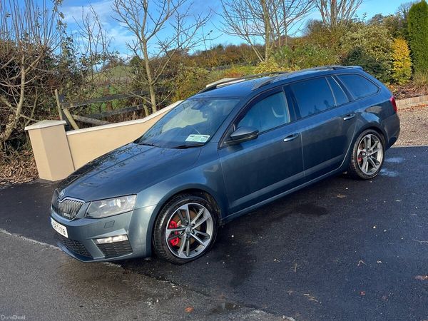 Skoda Octavia Estate, Diesel, 2015, Grey