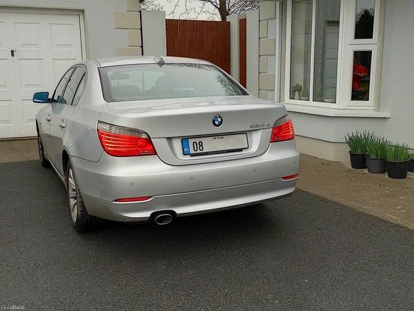 BMW 5-Series Saloon, Diesel, 2008, Silver