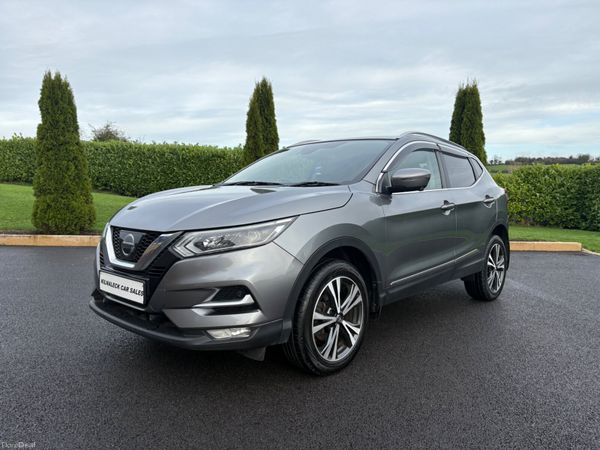 Nissan Qashqai SUV, Diesel, 2017, Grey
