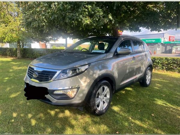 Kia Sportage SUV, Diesel, 2012, Silver