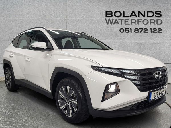 Hyundai Tucson SUV, Petrol Hybrid, 2024, White