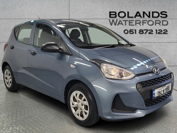 Hyundai i10 Hatchback, Petrol, 2019, Blue