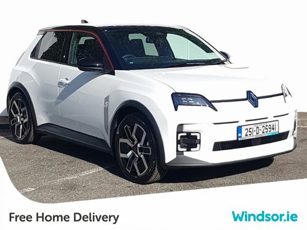 Renault 5 Hatchback, Electric, 2025, White