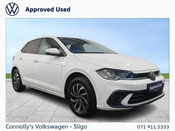 Volkswagen Polo Hatchback, Petrol, 2025, White
