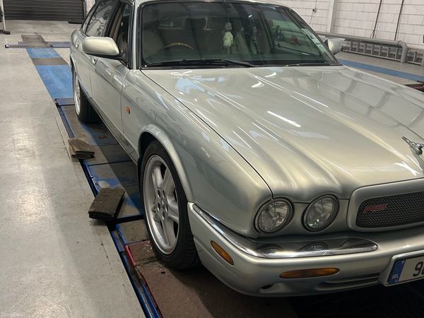 Jaguar Other Saloon, Petrol, 1998, Blue