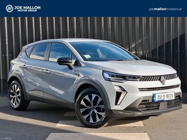 Renault Captur Hatchback, Petrol, 2025, Grey