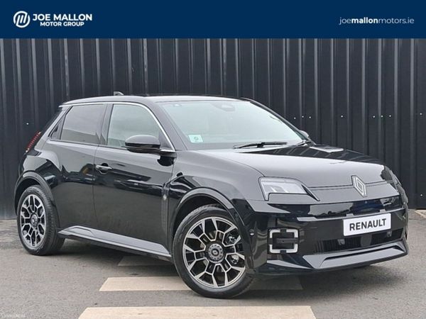 Renault 5 Hatchback, Electric, 2026, Black