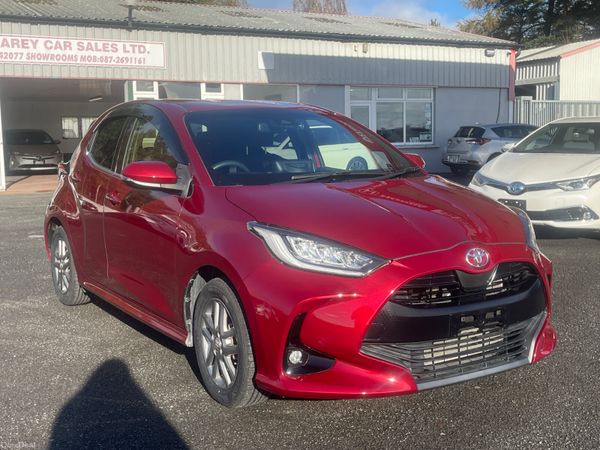 Toyota Yaris Hatchback, Petrol, 2020, Red