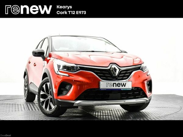 Renault Captur SUV, Petrol, 2022, Red