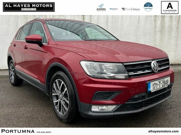 Volkswagen Tiguan SUV, Diesel, 2017, Red