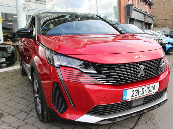 Peugeot 3008 MPV, Diesel, 2023, Red