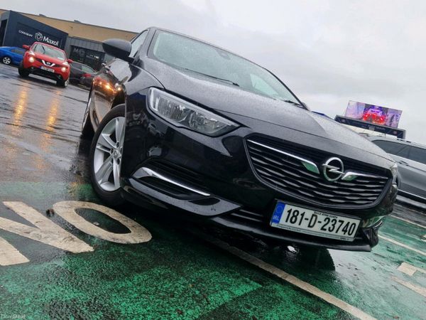 Opel Insignia Hatchback, Diesel, 2018, Black