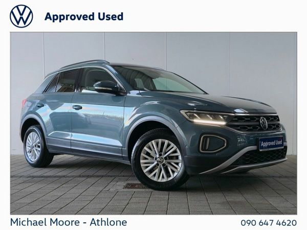 Volkswagen T-Roc SUV, Diesel, 2023, Blue