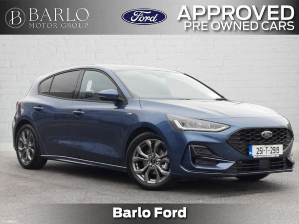 Ford Focus Hatchback, Petrol Hybrid, 2025, Blue