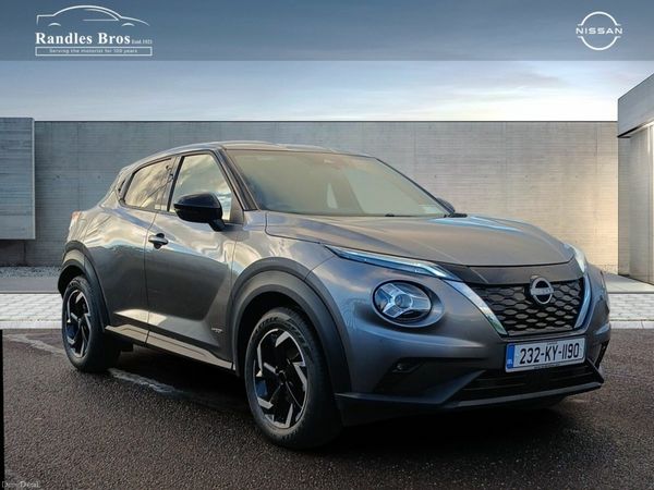 Nissan Juke SUV, Petrol Hybrid, 2023, Grey