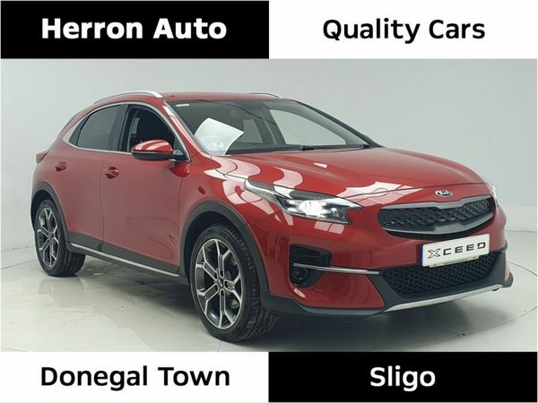 Kia XCeed Hatchback, Petrol Plug-in Hybrid, 2021, Red