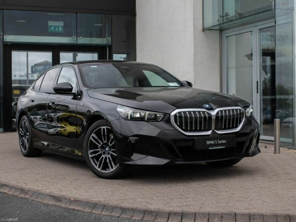 BMW 5-Series Saloon, Petrol Plug-in Hybrid, 2026, Black
