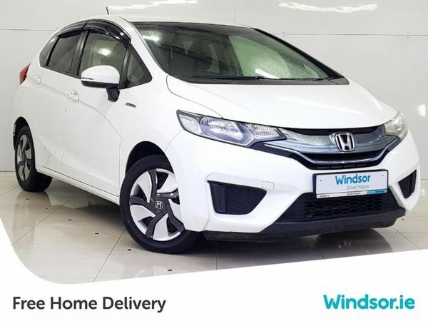 Honda Fit Hatchback, Petrol Hybrid, 2019, White