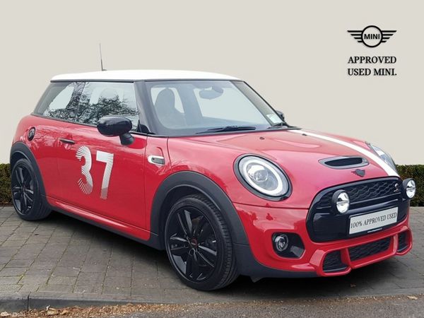 Mini Cooper Hatchback, Petrol, 2022, Red