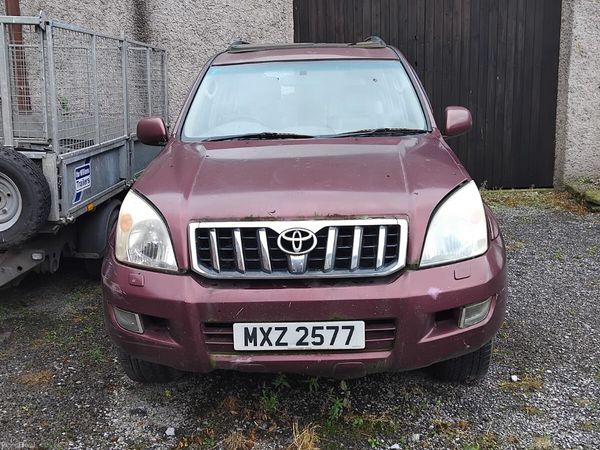 Toyota Land Cruiser SUV, Diesel, 2005, Red