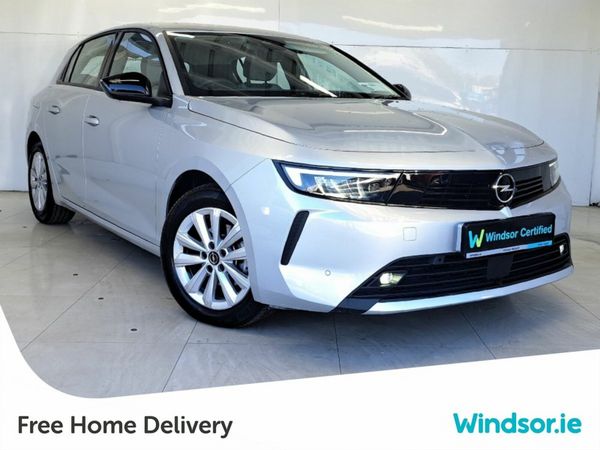 Opel Astra Hatchback, Petrol, 2025, Silver