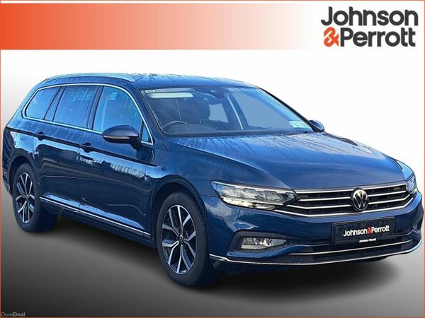 Volkswagen Passat Estate, Diesel, 2022, Blue