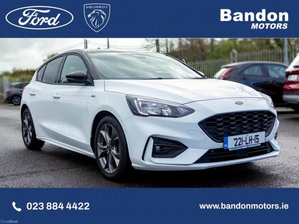 Ford Focus Hatchback, Petrol Hybrid, 2022, White