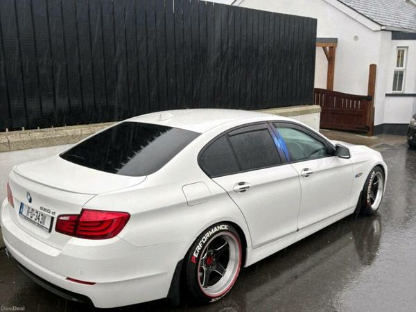 BMW 5-Series Saloon, Diesel, 2011, White
