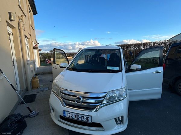 Nissan Serena MPV, Petrol Hybrid, 2013, White