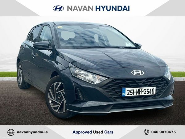 Hyundai i20 Hatchback, Petrol, 2025, Grey